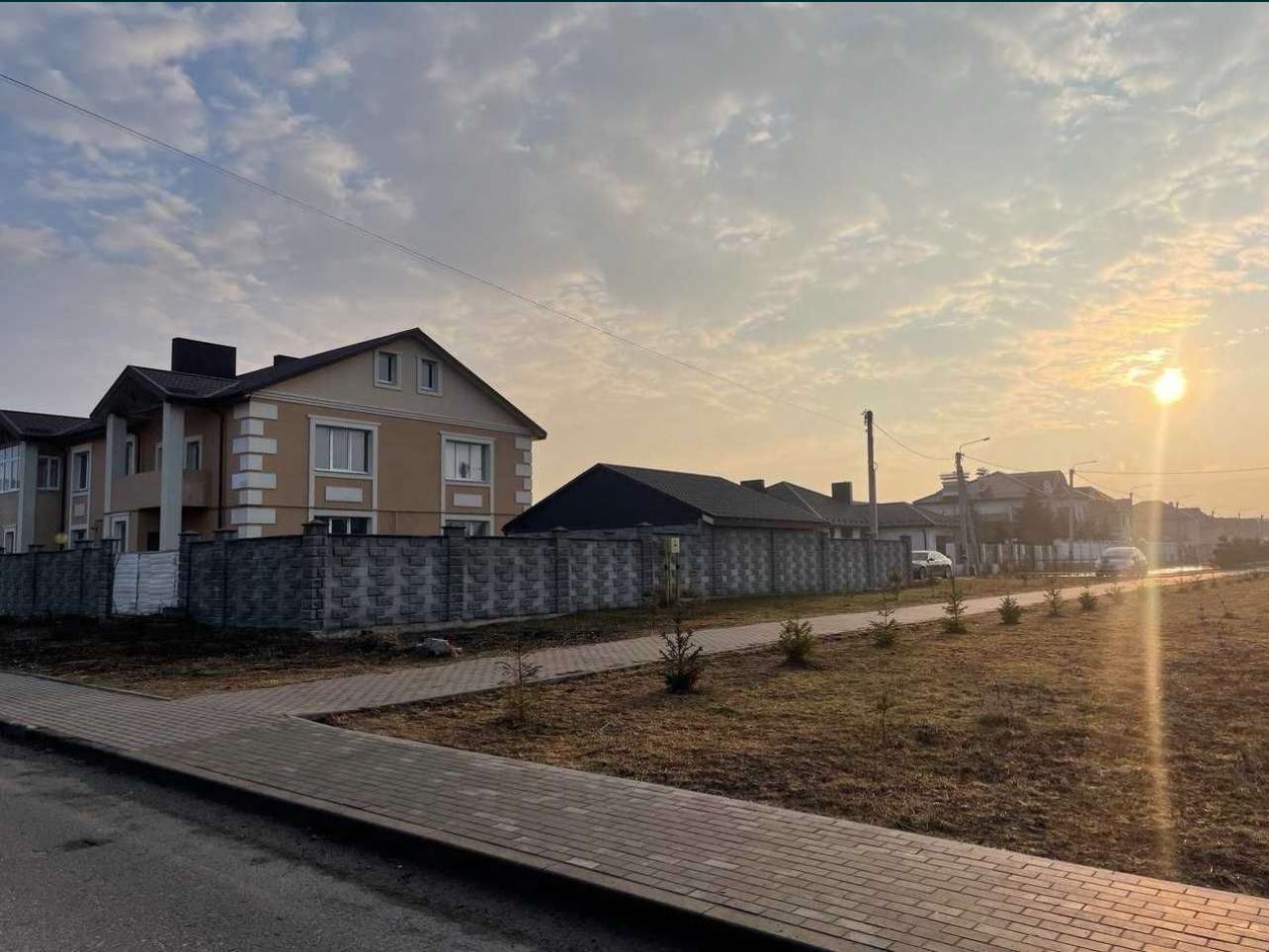 Продам котедж район Екватора