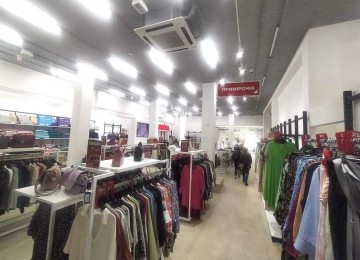 Комерційне фасадне приміщення на Грушевського