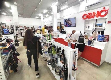 Комерційне фасадне приміщення на Грушевського